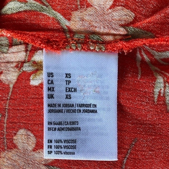 American Eagle Outfitters Cold Shoulder, Ruffle Crop Floral Top, Size: XS - Picture 6 of 8